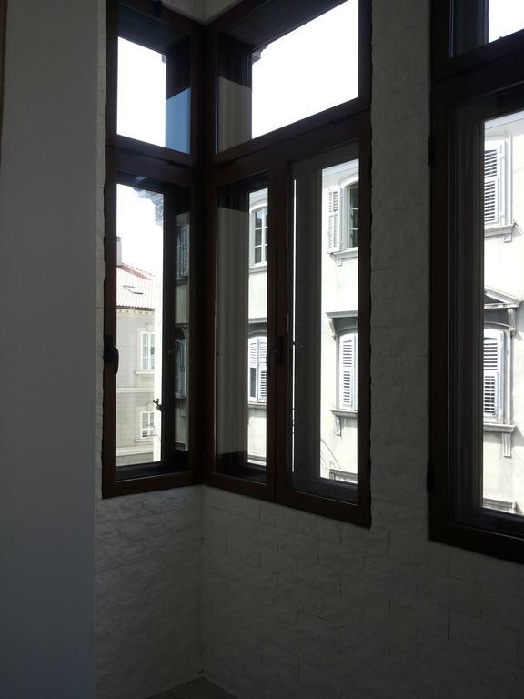 Brilliant Camere Trieste Bagian luar foto
