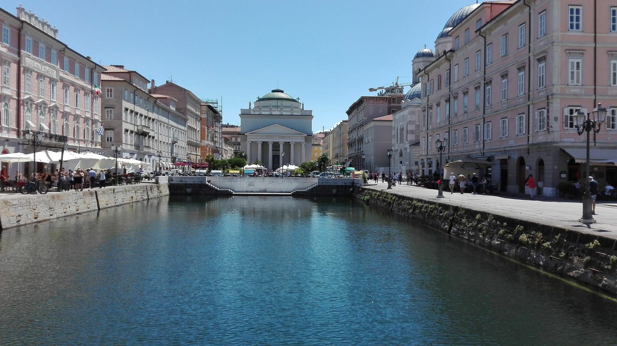 Brilliant Camere Trieste Bagian luar foto